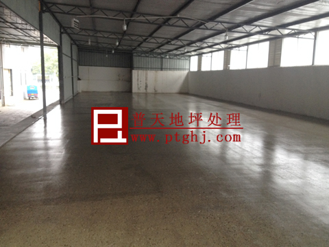 蛟龙港仓库地坪起砂处理2